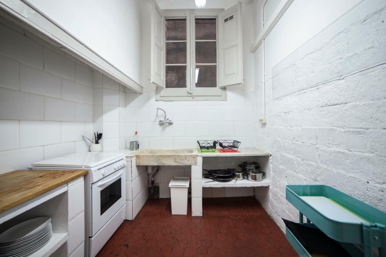 Apartamento Modernista para Grupos Barcelona Bagian luar foto